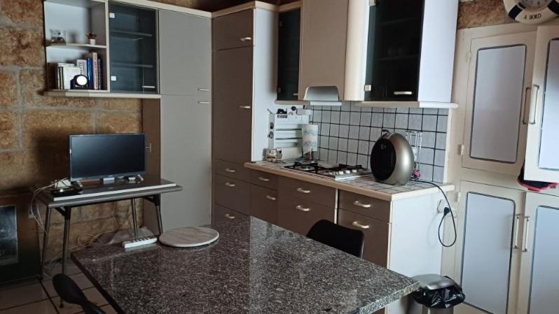Appartement Chaleureux Dans Une Maison En Pierre Mireval Luaran gambar