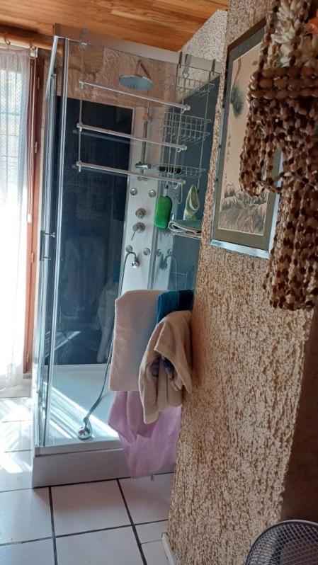 Appartement Chaleureux Dans Une Maison En Pierre Mireval Luaran gambar
